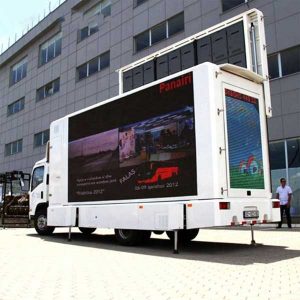 Full-Mobile-Van-LED-Screen