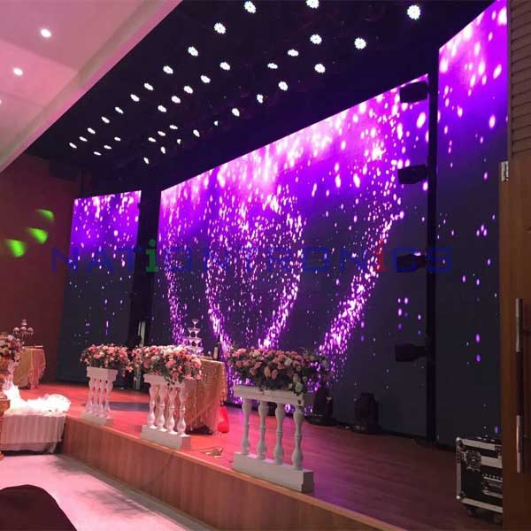 LED-Screen-Backdrop-Wedding