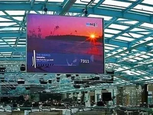 OUTDOOR-LED-SCREEN-Hanging