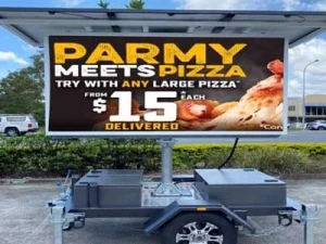 outdoor-led-billboard-Mobile-Installation